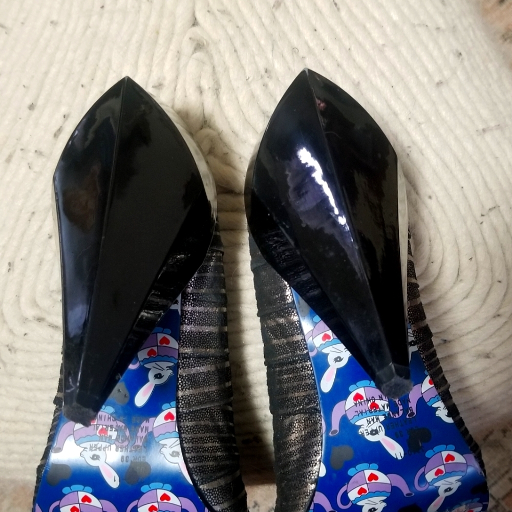 Irregular Choise Stylish Black and Silver Women's Heels - Picture 7 of 13
